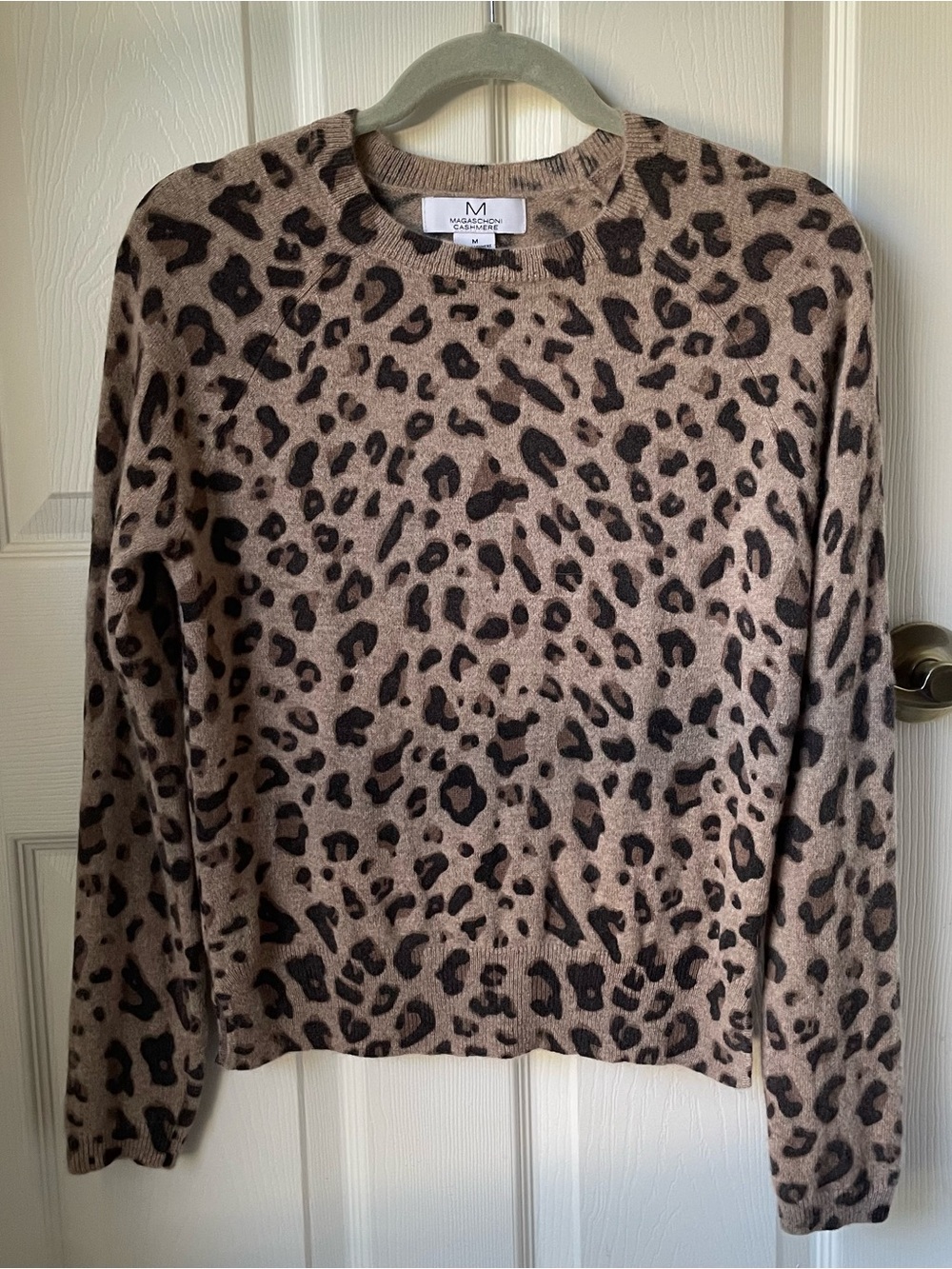 Magaschoni Leopard Print Crewneck Cashmere Sweater - tan & Black